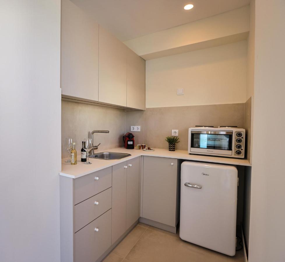 La Mer Bleue Boutique Suite Vrahati Esterno foto