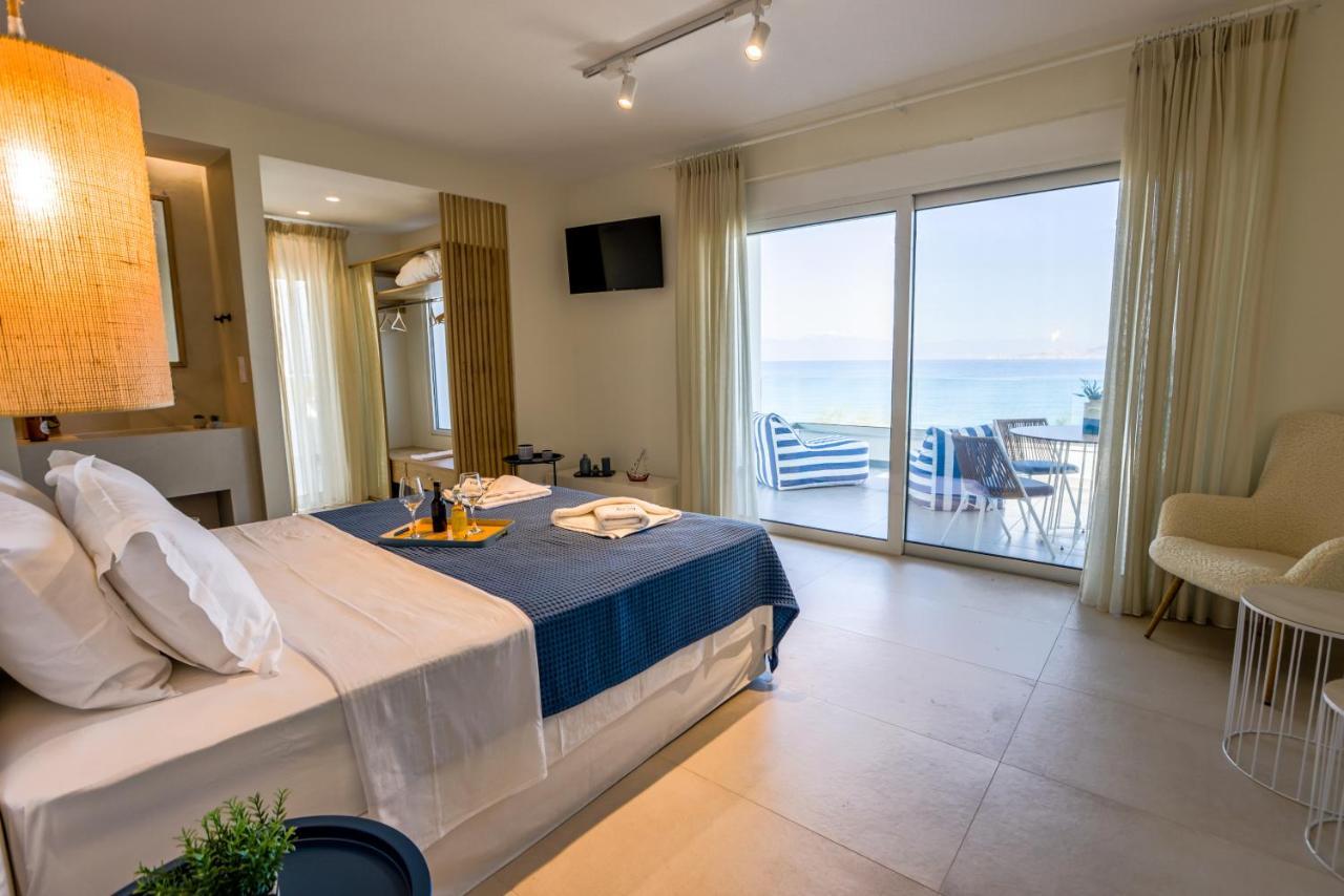 La Mer Bleue Boutique Suite Vrahati Esterno foto