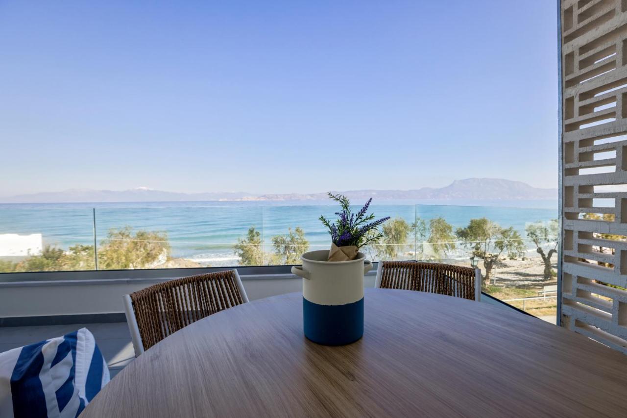 La Mer Bleue Boutique Suite Vrahati Esterno foto